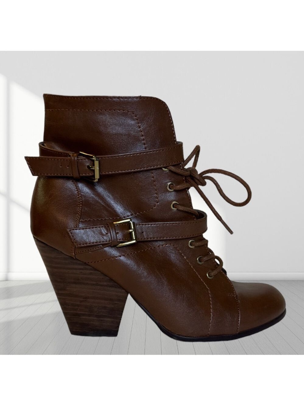 Ankle bootie - Picture 3 of 8